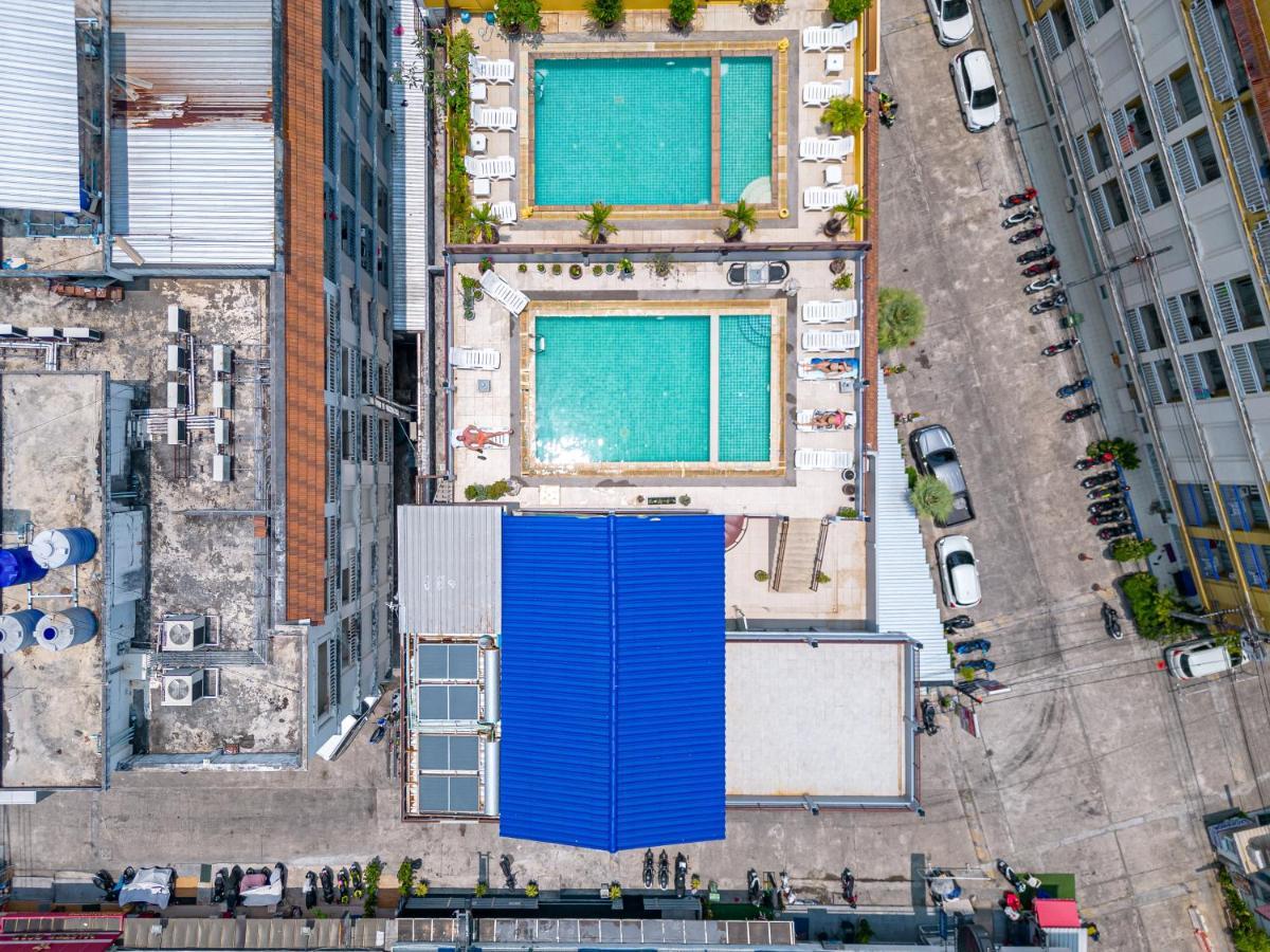 Santi White House Patong Hotel ภายนอก รูปภาพ
